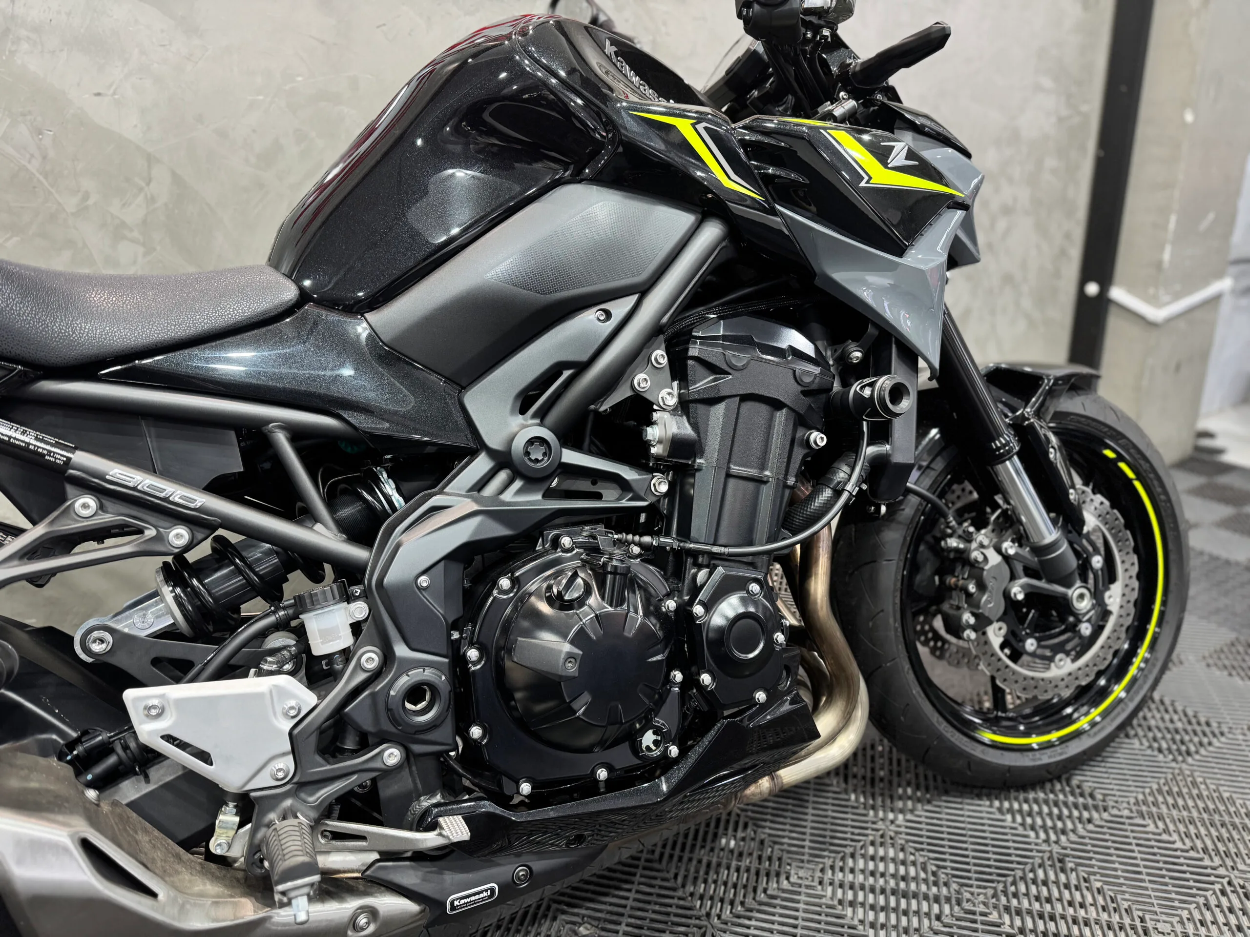 KAWASAKI Z900 2025 - Monte Sinai